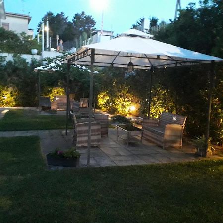 バレストラーテLa Casa Sul Mare - Velieroアパートメント エクステリア 写真